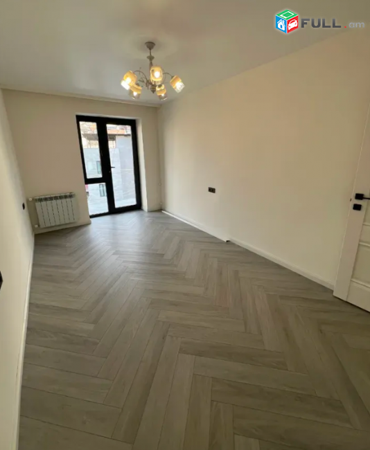 Վարդանանց փողոցում, 70 քմ, 4/6 հարկ, կապիտալ վերանորոգված