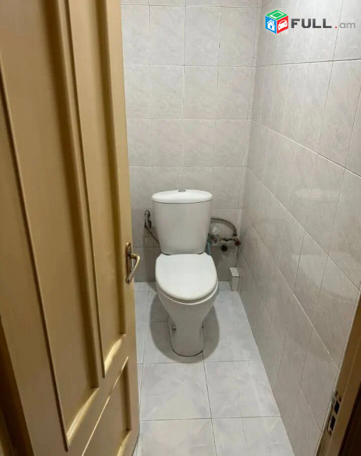 ՇԱՏ մատչելի բնակարան Չեխովի փողոցում, վաճառվում է 3 սենյականոց ,մակերեսը կազմում է 70 քմ։