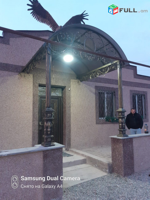 Դարբնի գործեր, պատուհանների ճաղավանդակներ, վանդակաճաղեր, դարպասներ, մուտքի դռներ, մետաղական կոնստրուկցիաներ