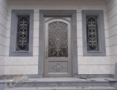 Դարբնի գործեր, պատուհանների ճաղավանդակներ, վանդակաճաղեր, դարպասներ, մուտքի դռներ, մետաղական կոնստրուկցիաներ