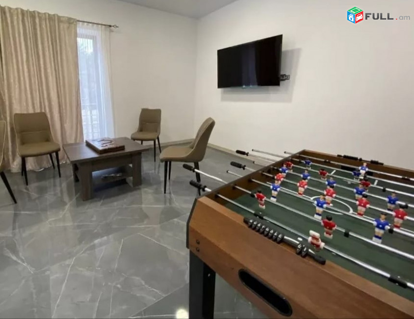 Շքեղ առանձնատուն 