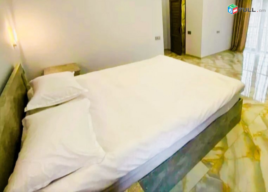 Շքեղ առանձնատուն 