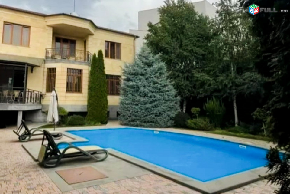 Շքեղ առանձնատուն 