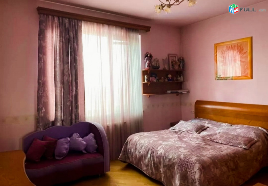 Շքեղ առանձնատուն 