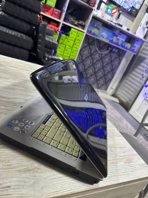 ACER,Lenovo,HP