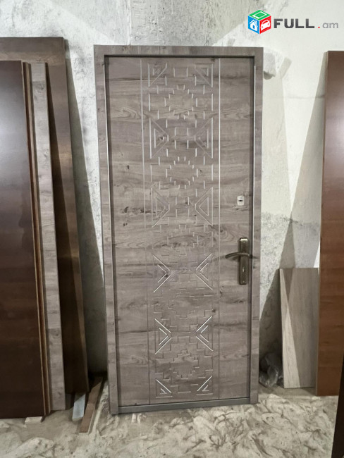 Մուտքի դռների պատվերների ընդունում