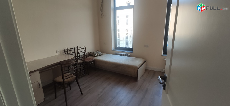 Չբնակեցված թաունհաուզ Ավանում,5 սենյակ,ամբողջ գույք ու տեխնիկայով