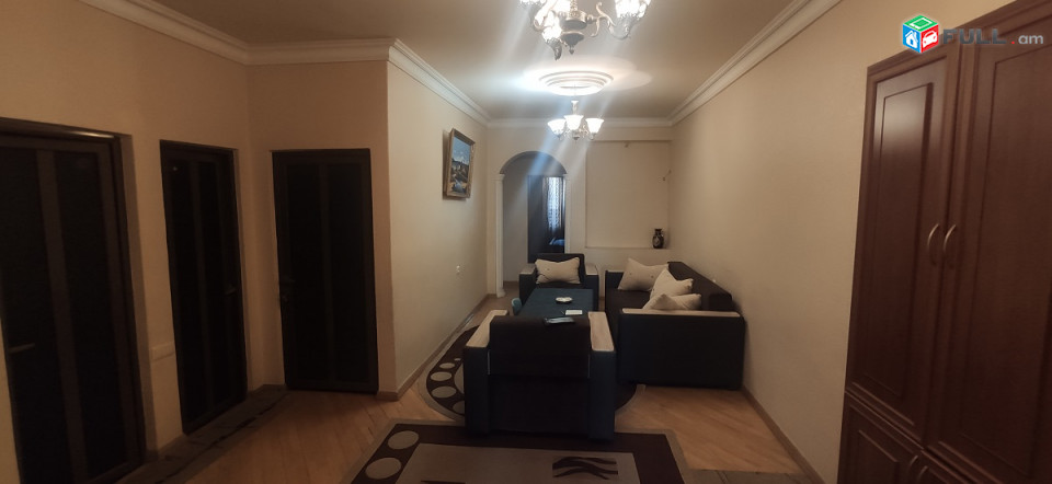 5 սենյականոց 5-4հարկ,110քմ,վերանորոգված է և գույքով  15թաղամաս,բաշինջաղյան փողոց