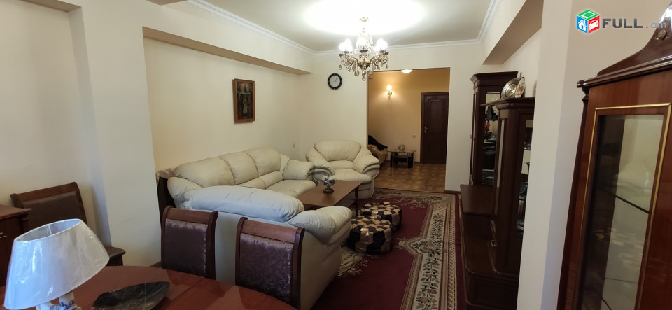 9-2 հարկ, կապիտալ վերանորոգված,ամբողջ գույքով,սուպերմարկետներ ու ամեն ինչ մոտ