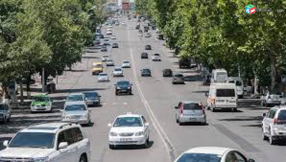 Վարձակալությամբ 1000քմ 4 հարկանի,վերելակով,նոր վերանորոգված,չօգտագործված շենք