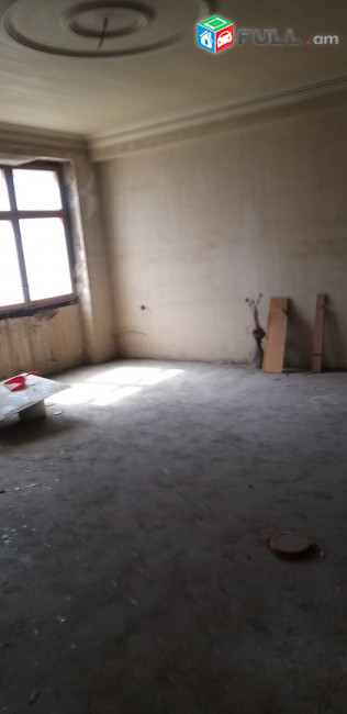 Զաքիան փողոց,նորակառույց,5սենյակ 160քմ,չվերանորոգված,արագ և էժան