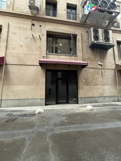 Բազմաֆունկցիոնալ գույքի Ամիրյան փողոցում