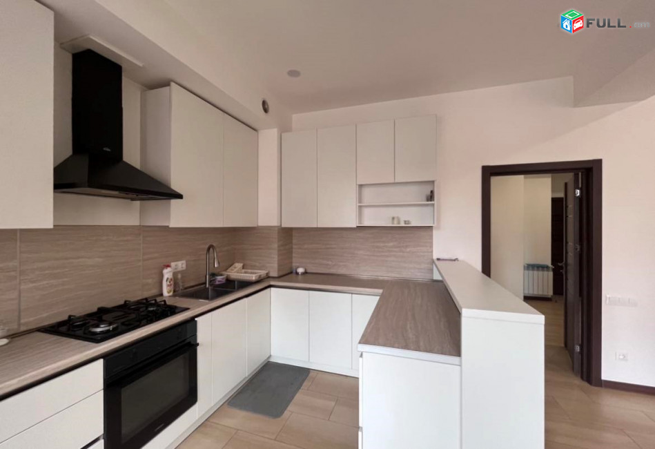 apartment with 3 ac