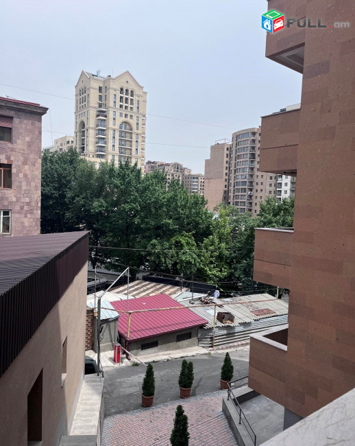 apartment with 3 ac