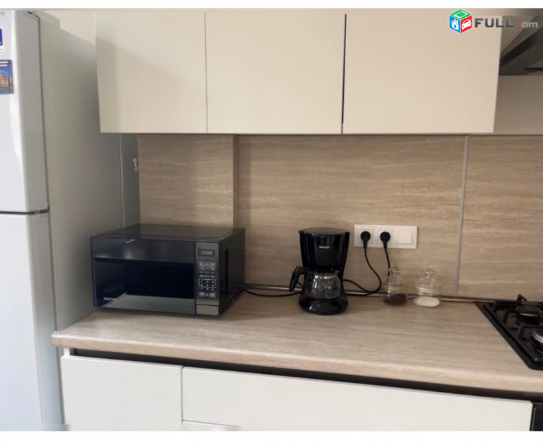 apartment with 3 ac