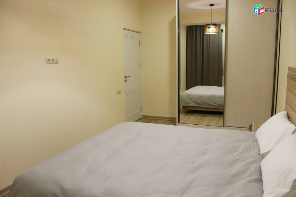 cozy 2  bedrooms apartment with 3 AC