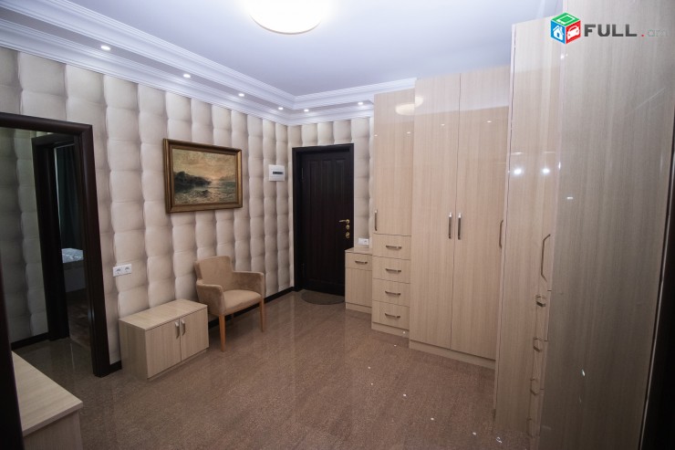Arami luxary apartment new buildung beatiful view of garden park Арами Արամի
