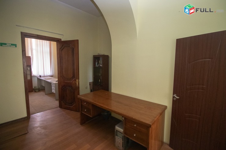 Մոսկովյան 4 սենյակ օֆիս Պիոներ պալատի մոտ Moskovyan office Московян офис