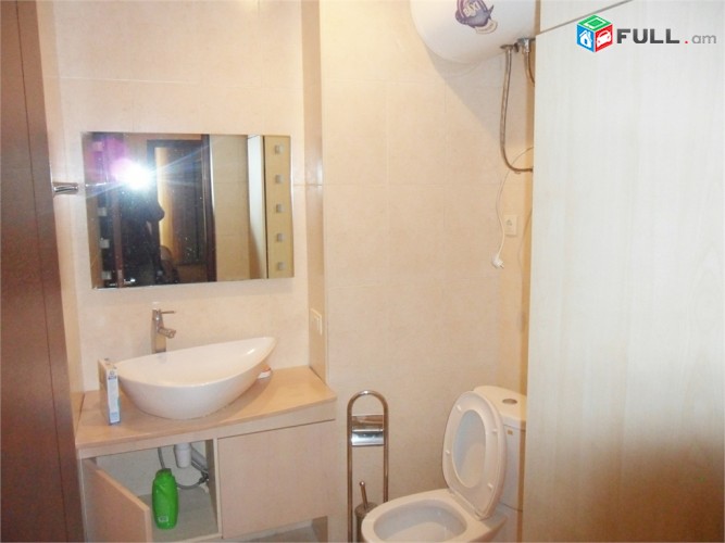 Northern av. Abovyan crossroad new building Հյուսիսային պող Северных пр