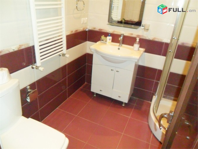 Lux apartment near Opera Sayat Nova Люкс квартира возле Оперы Саят Нова