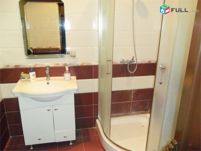 Lux apartment near Opera Sayat Nova Люкс квартира возле Оперы Саят Нова