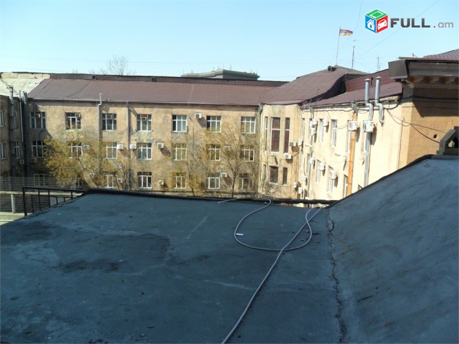 Lux apartment near Opera Sayat Nova Люкс квартира возле Оперы Саят Нова