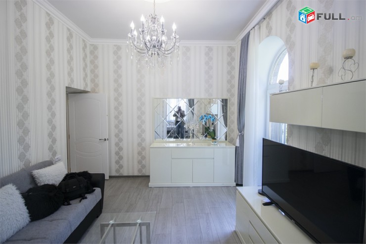 Charents Koryun crossroad luxary apartment Չարենց լյուքս բնակարան Чаренц люкс квартира