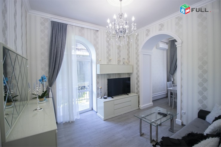 Charents Koryun crossroad luxary apartment Չարենց լյուքս բնակարան Чаренц люкс квартира