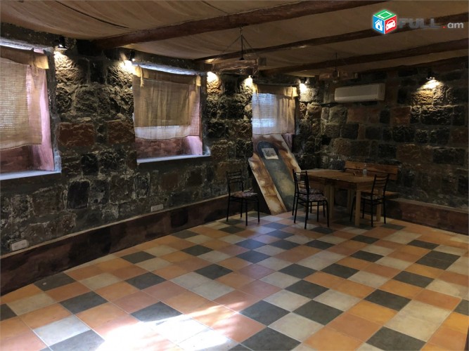 Buzand Maliboo Բուզանդ Մալիբու Бюзанд Малибу pub bar restoran beerhouse