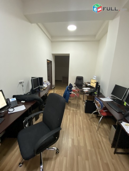 Թումանյան Փարպեցի խաչմերուկ լյուքս օֆիս շենքը 1 գիծ մուտքը 2 գիծ առանձին մուտք  Parpetsi Парпетси 