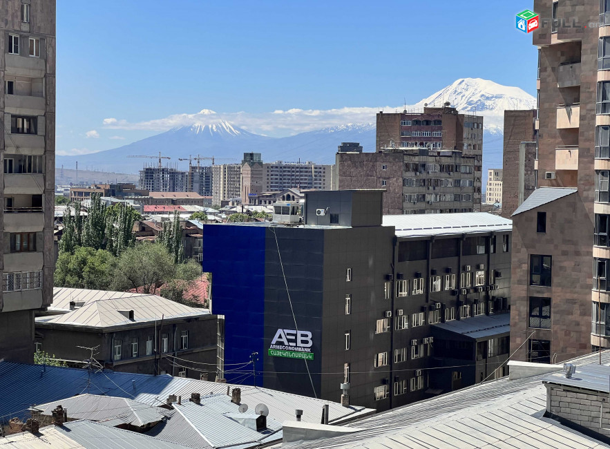 Բյուզանդ Ամիրյան նորակառույց թաթերական համասարանի մոտ: Buzand Бюзанд