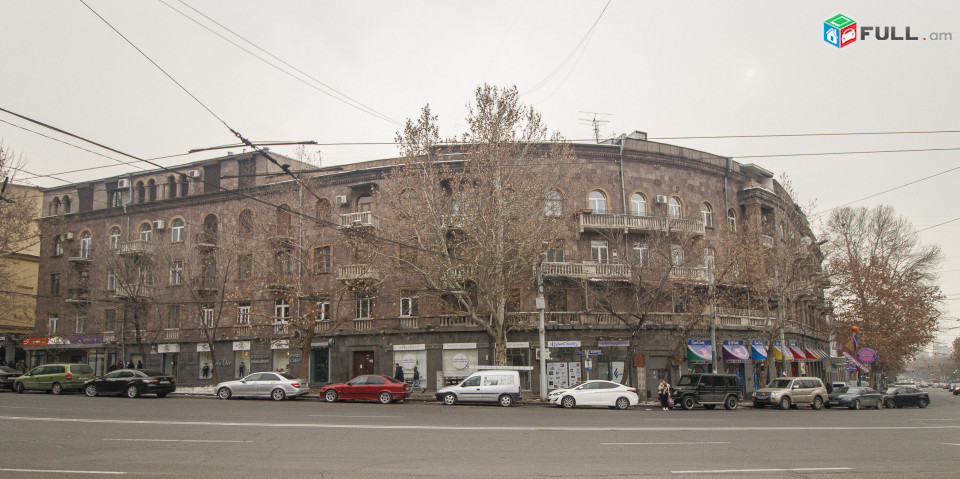 Մաշտոց ստալինկա Մատենադարանի մոտ: Маштоц Mashtots