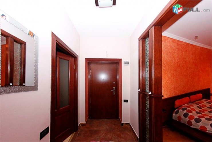 Hanrapetutyun near garden lux apartment Анрапетутюн Հանրապետություն