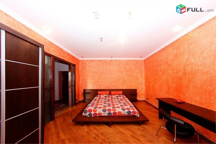 Hanrapetutyun near garden lux apartment Анрапетутюн Հանրապետություն