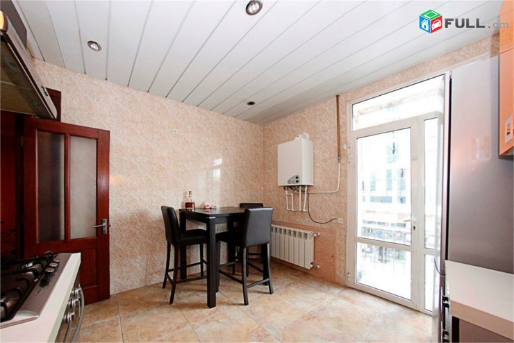 Hanrapetutyun near garden lux apartment Анрапетутюн Հանրապետություն