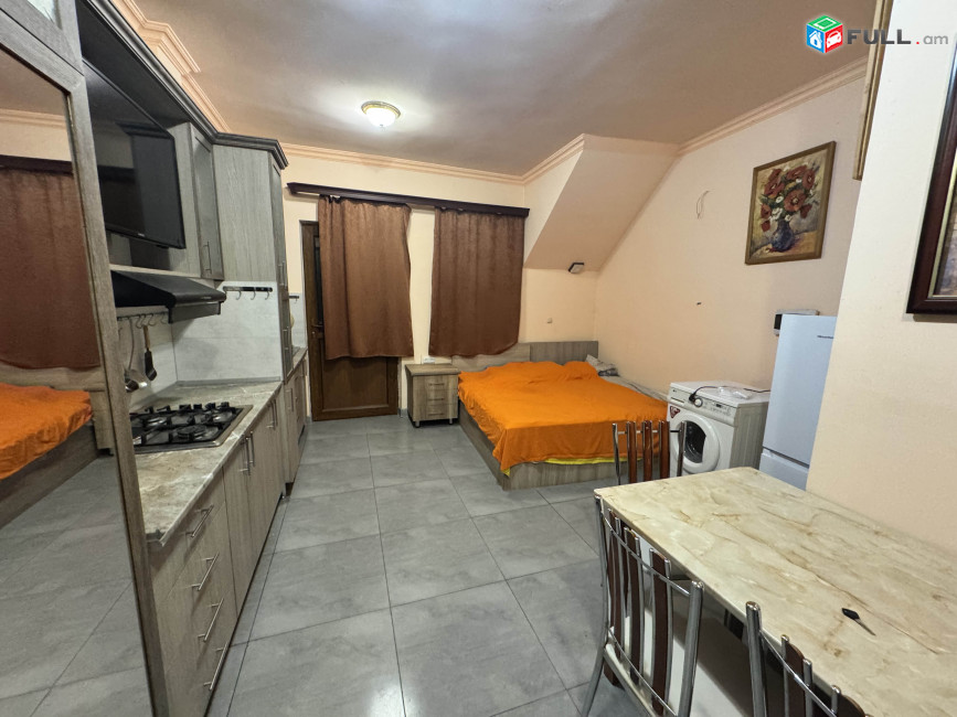 Զավարյան Ծղոտներ հյուրանոցի մոտ ։ Заварян  Zavaryan 