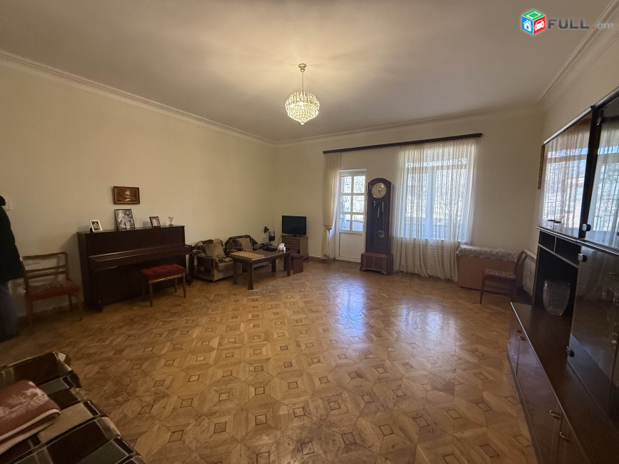 Մաշտոց Պուշկին խաչմերոուկ ստալինկա: Пушкин Pushkin 