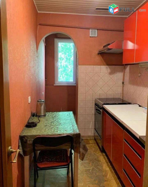 Հրաչյա Քոչար Վաղարշյան խաչմերուկ: Грачья Кочар Hrachya Khochar 