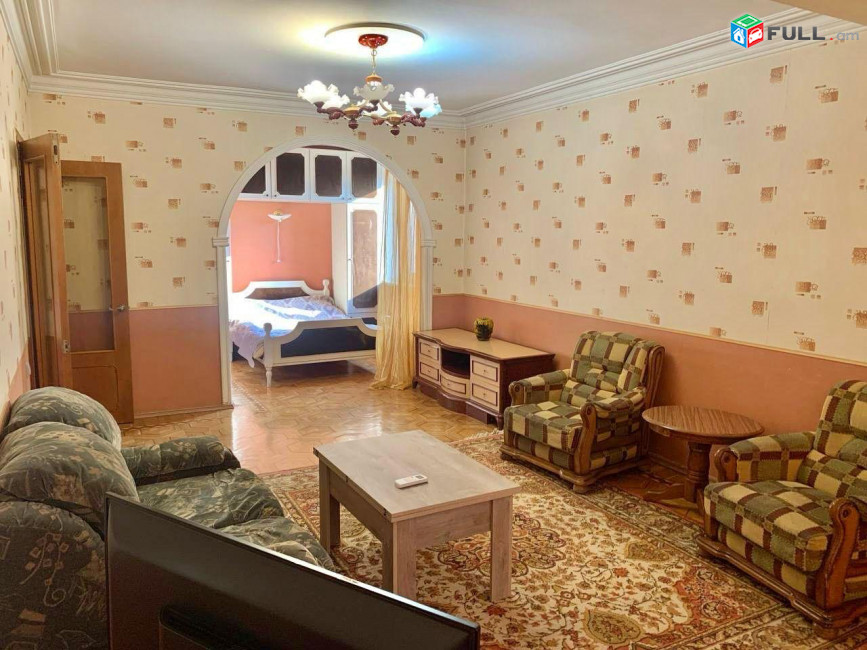 Հրաչյա Քոչար Վաղարշյան խաչմերուկ: Грачья Кочар Hrachya Khochar 