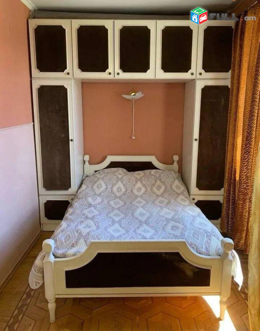 Հրաչյա Քոչար Վաղարշյան խաչմերուկ: Грачья Кочар Hrachya Khochar 
