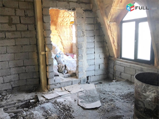 Բայրոն ստալինկա լուսավոր բնակարան Байрон сталинка светлая квартира Bayron
