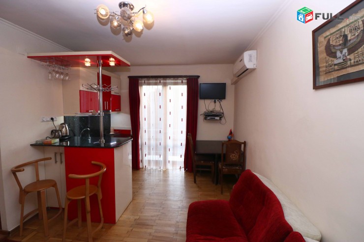 Komitas Vagharshyan crossroad lux apartment Կոմիտաս Комитас