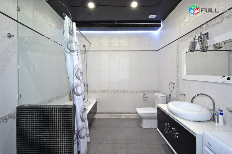 Hanrapetutyan Buzand lux apartment near Repablic Square Բյուզանդ Бюзанд